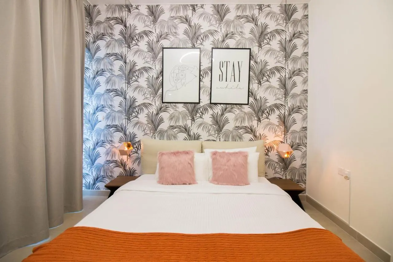Cozy 1Br Apart With Pool And Gym 10Mins Away By Drive To Dxb Airport Dubai