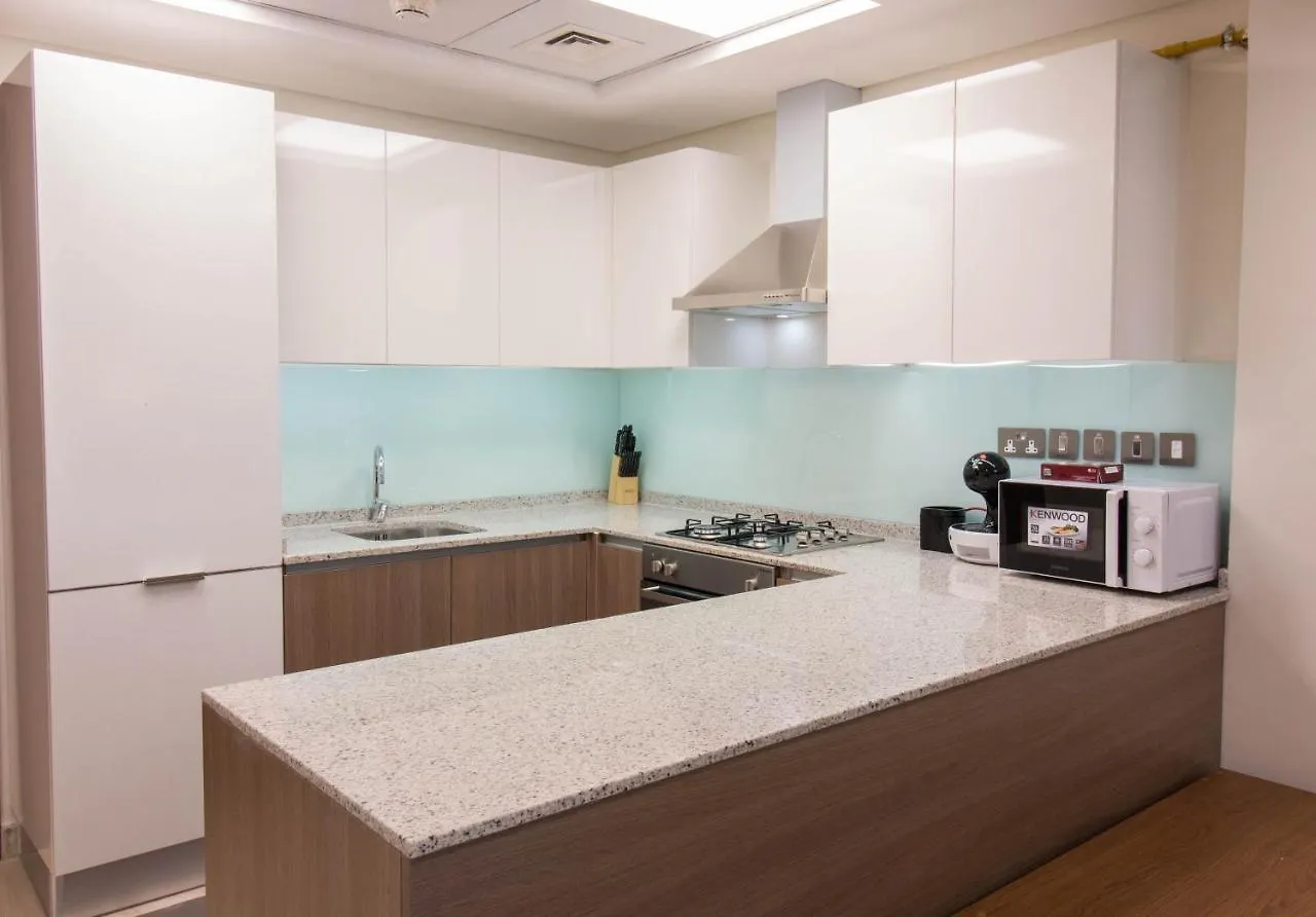 Cozy 1Br Apart With Pool And Gym 10Mins Away By Drive To Dxb Airport Dubai Lägenhet